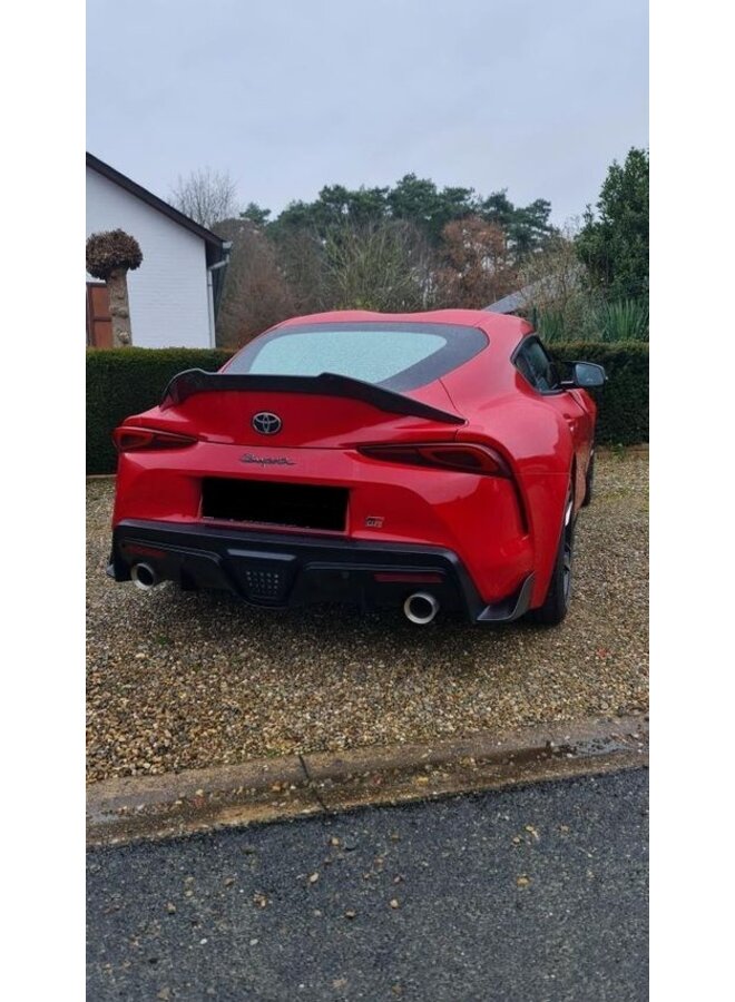 Labbro dello spoiler per bagagliaio Toyota Supra in carbonio JH Design