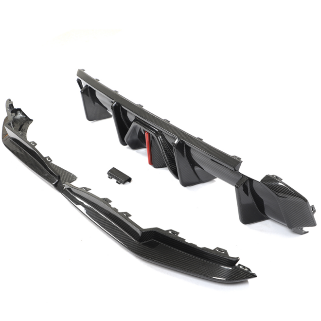 BMW G80 G81 G82 G83 M3 M4 Difusor de carbono con luz de freno