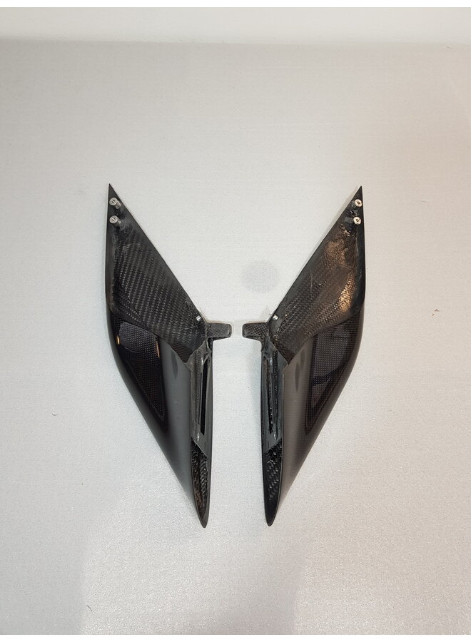 Painel lateral de ventilação de ar de carbono Ferrari F8 Tribute