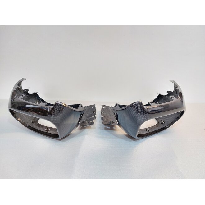 Diffuseur carbone Ferrari 812