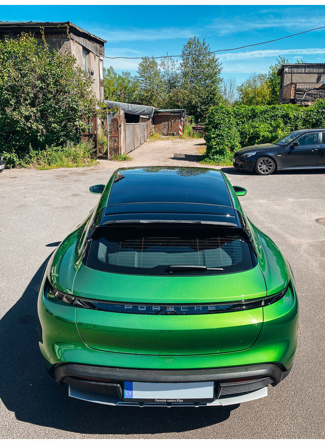 Becquet de toit de coffre en carbone Porsche Taycan Cross Turismo