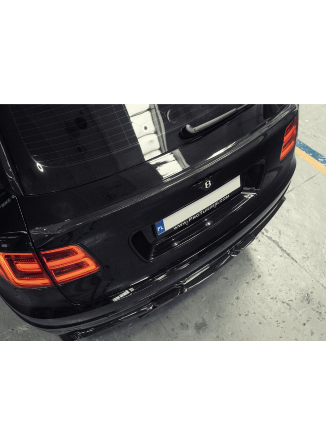 Lábio do spoiler do porta-malas em carbono Bentley Bentayga