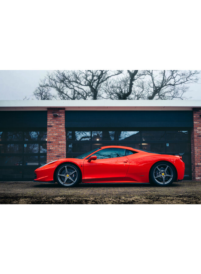 Ferrari 458 Italia / Spider carbon front lip splitter