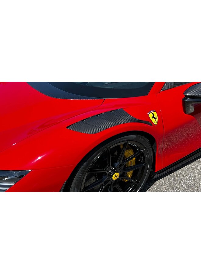 Vordere Kotflügel mit Lamellen aus Carbon für den Ferrari SF90 Stradale / Spider