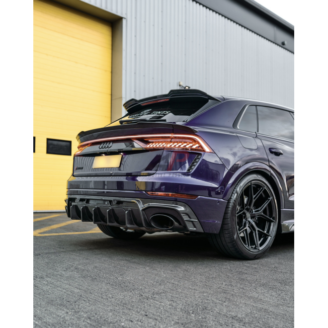 Audi RSQ8 Carbon diffuser