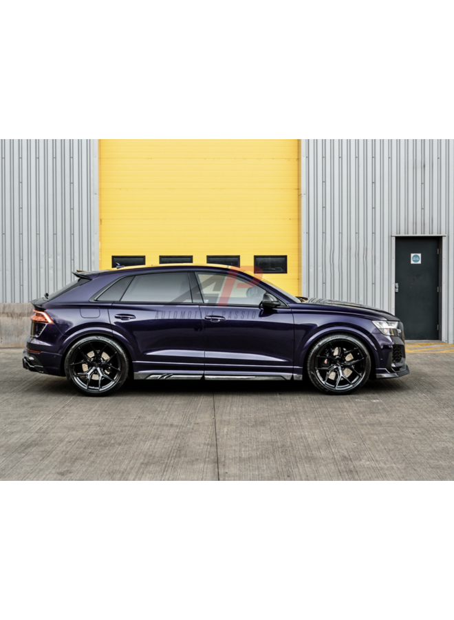Audi RSQ8 Carbon Seitenschwellerverlängerungen