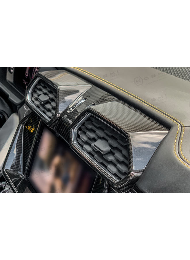 Interior da grade de ventilação em carbono Lamborghini Urus