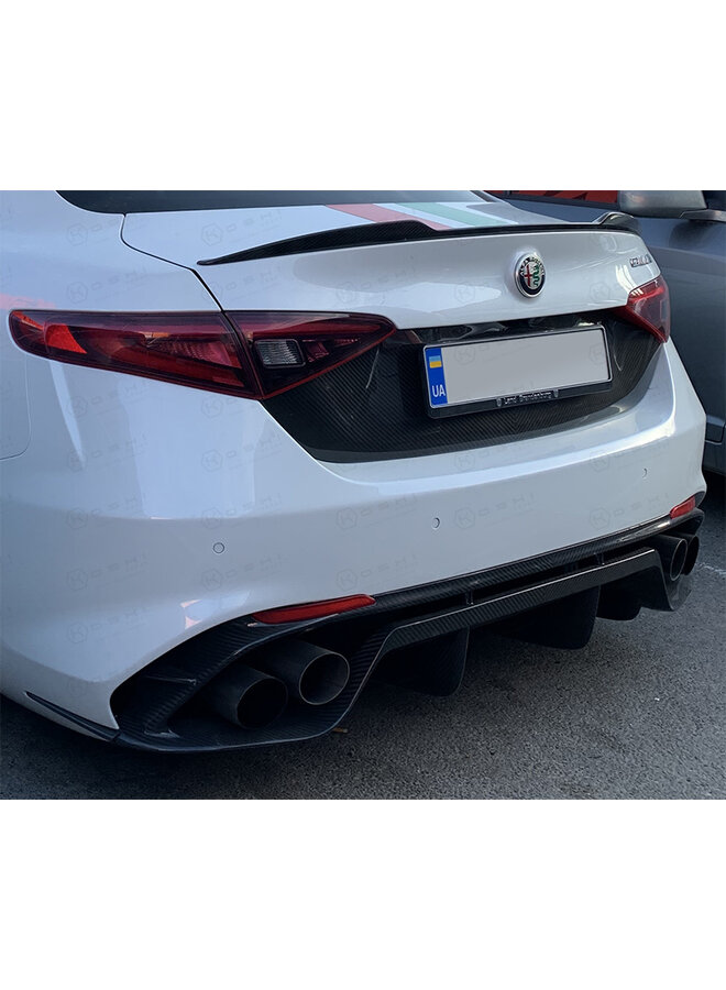 Alfa Romeo Giulia Carbon Fiber Achter kofferbak cover