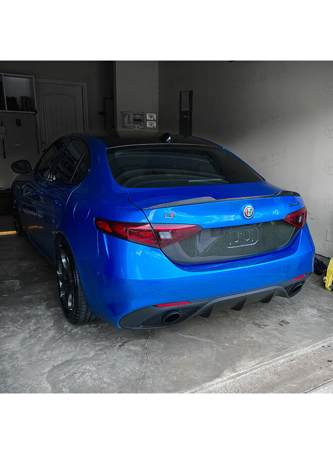 Alfa Romeo Giulia Carbon Fiber Rear trunk cover