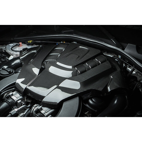 Alfa Romeo Giulia QV / Stelvio QV 2018-> Tapa motor en fibra de carbono