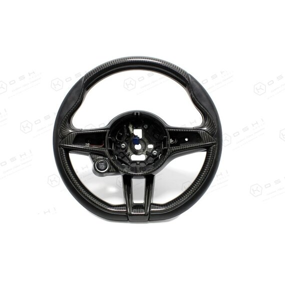 Couvre-volant inférieur en fibre de carbone Alfa Romeo Giulia / Stelvio QV