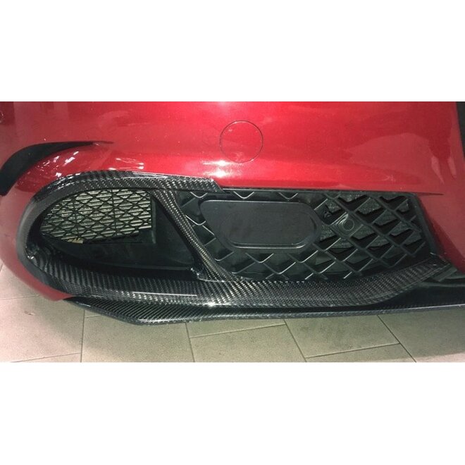 Alfa Romeo Giulia QV Copri paraurti anteriori aggressivi