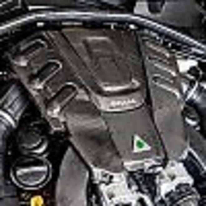 Alfa Romeo Giulia QV Carbon Fiber Motorkap cover
