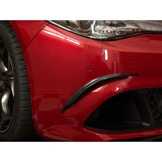 Entrada de aire delantera Alfa Romeo Giulia QV en fibra de carbono