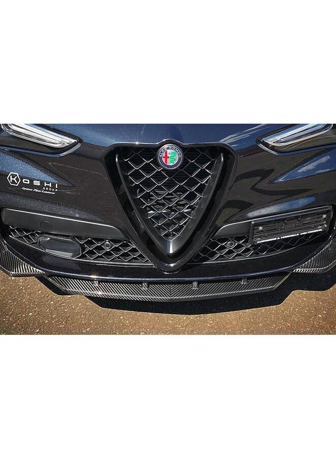 Alfa Romeo Stelvio QV Fibra de Carbono para divisor de parrilla en V