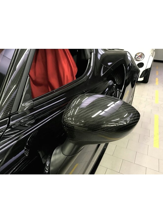 Cubiertas de espejos de fibra de carbono Alfa Romeo 4C