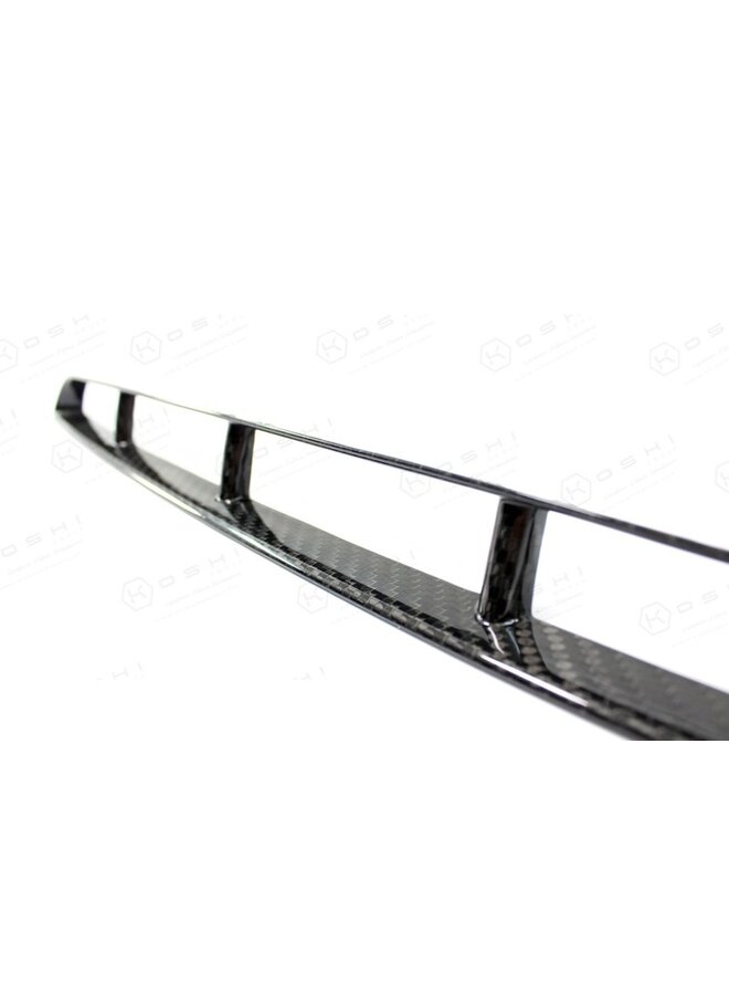 Fiat Abarth 595 2016->Entrada de ar central do para-choque em fibra de carbono