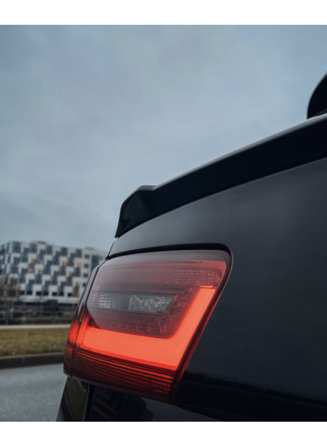 Audi RS6 C7 Carbon Kofferraum-Mittelspoilerlippe