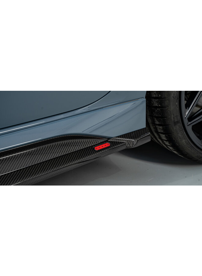 Audi RS3 8Y Carbon side skirt extensions