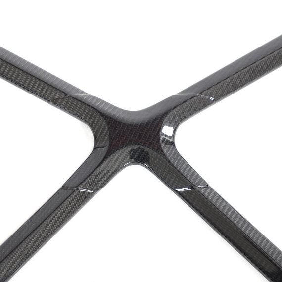 Audi R8 V10 Carbon motor ruimte strut brace