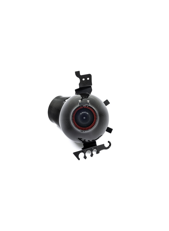 Se trata de un sistema de filtro de aire de carbono Eventuri Lotus Emira V6