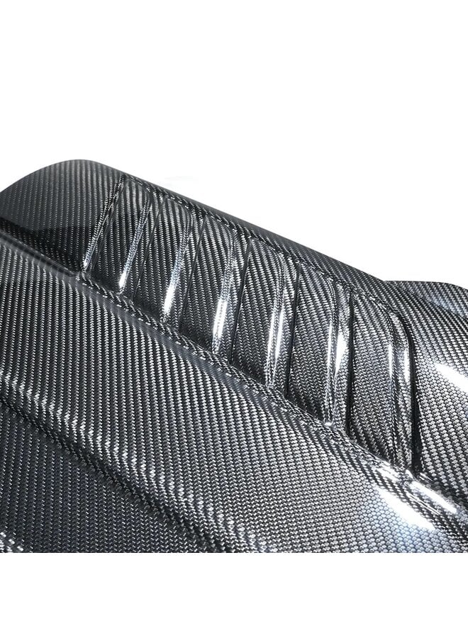 Es handelt sich um eine Motorabdeckplatte aus Carbon für den Toyota Supra A90