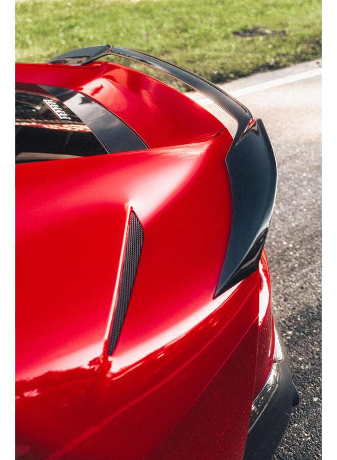 Ferrari 812 Superfast carbon trunk spoiler lip