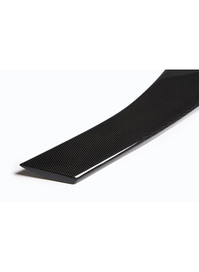 This is a Ferrari Purosangue carbon fiber trunk middle lip spoiler