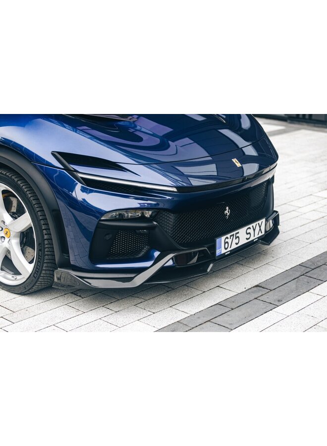 Este es un divisor de labio delantero de carbono Ferrari Purosangue