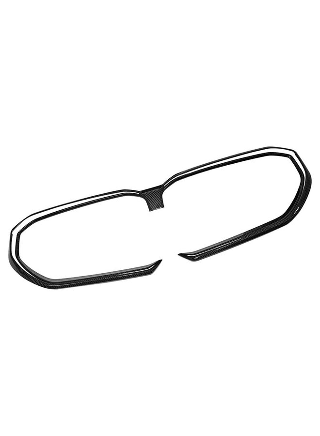 Dit betreft een BMW G60 G61 5 Serie carbon grill nieren cover