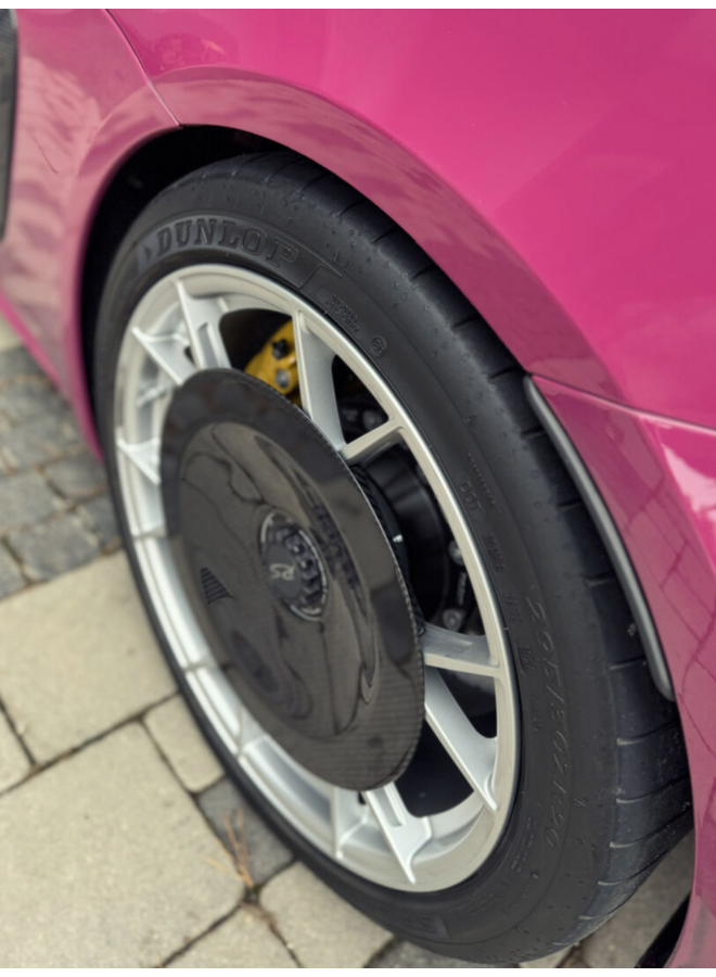 This is a set of Porsche 718 cayman GT4RS / Spyder RS carbon aero rim disc