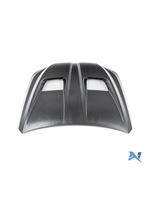 Il s'agit d'un capot BMW G90 G99 M5 Alpha - N Carbon