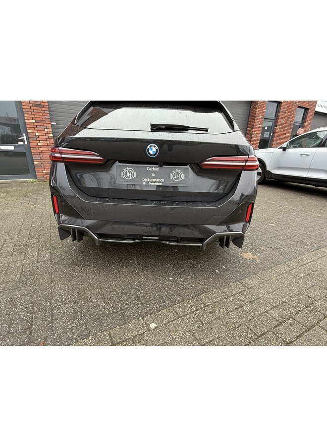 BMW 5 Serie G60 G61 i5 carbon MP diffuser