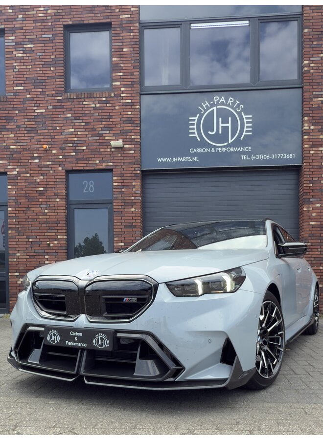 BMW G90 G99 M5 Carbon MP Front Lip Slitter