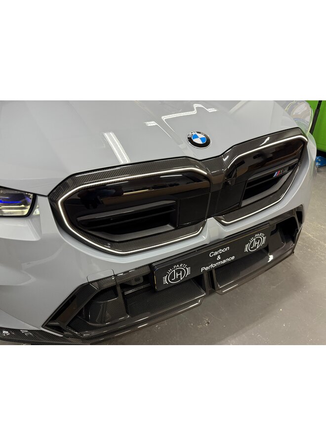 Es handelt sich um einen BMW G90 G99 M5 Carbon Grill Nieren