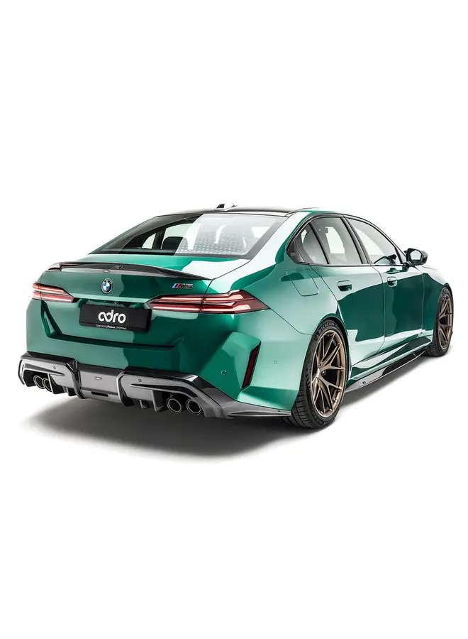 Il s'agit d'un ensemble d'extensions de jupe latérale en carbone pour pare-chocs avant BMW G90 G99 M5