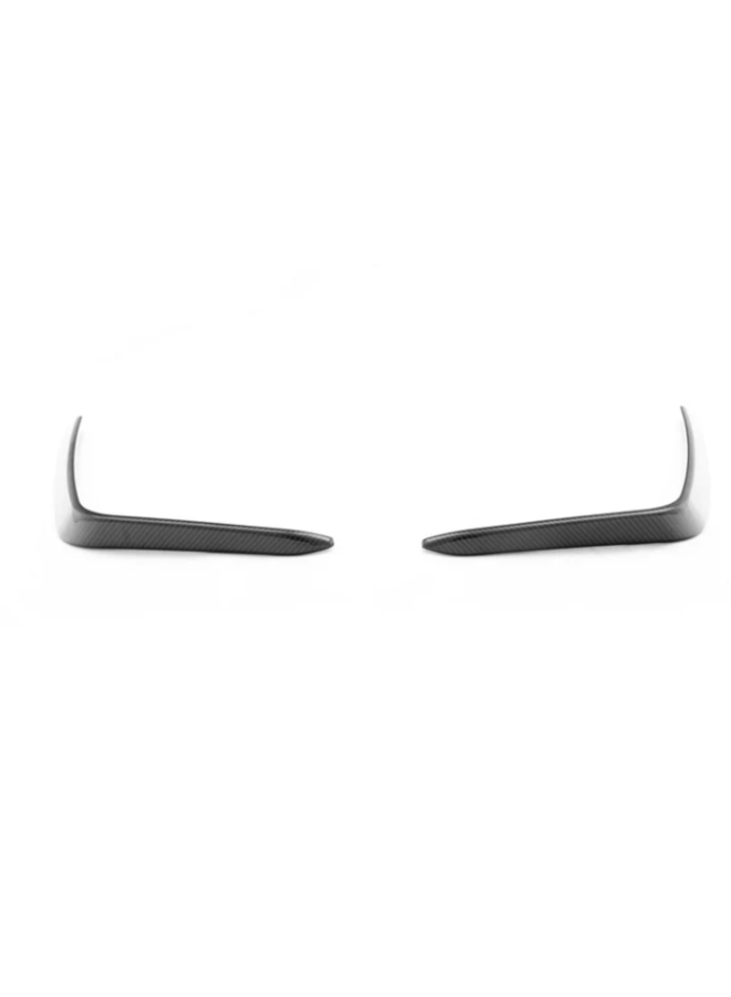 Questo è un set di paraurti anteriore in carbonio per BMW G90 G99 M5