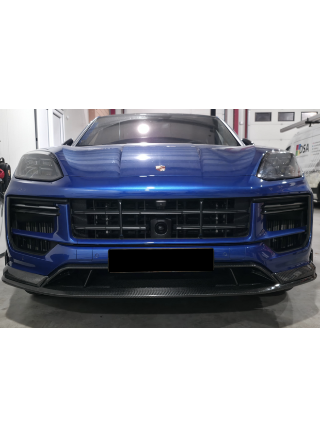 Il s'agit d'un kit de lame avant en carbone TK pour Porsche Cayenne / Cayenne Coupé (à partir de 2024).