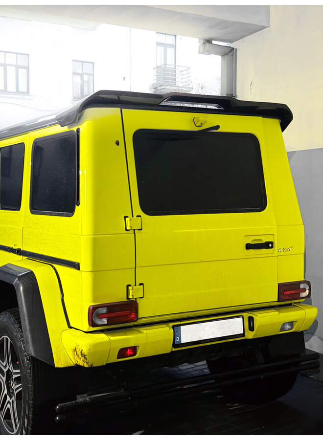 This concerns a Mercedes G-class carbon roof spoiler NP2