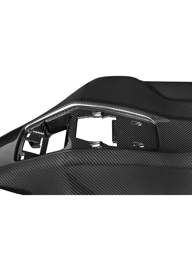 Dit betreft een BMW G90 G99 M5 Carbon achterkant stoel set