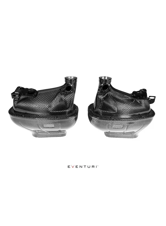 Dit betreft een Mercedes G63 W465 Eventuri carbon lucht filter intake systeem