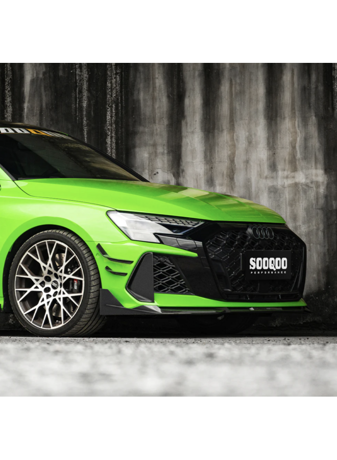 Dit betreft een Audi RS3 8Y Facelift carbon SQ V1 voorlip splitter