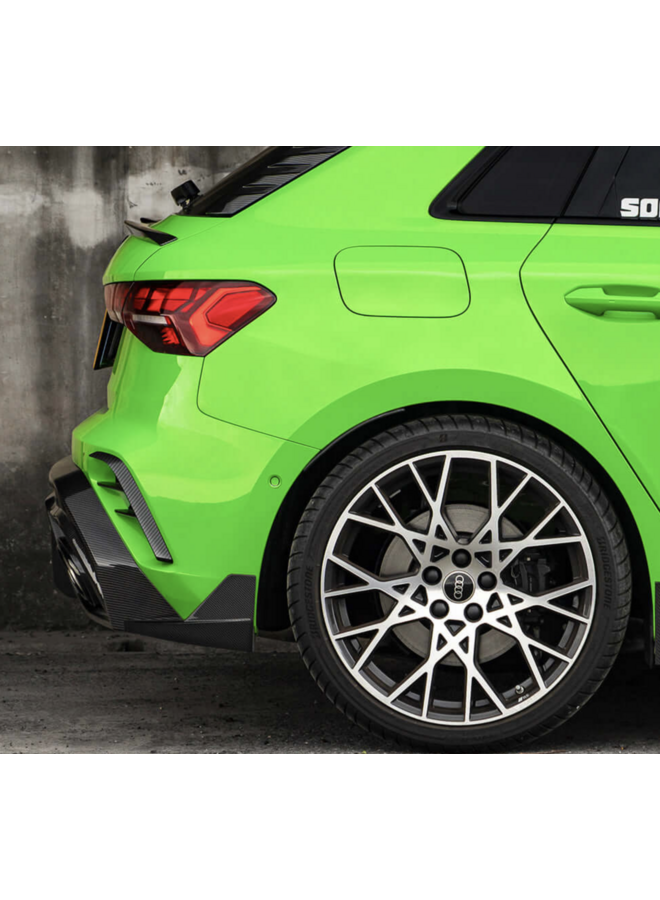 Isto diz respeito a um conjunto de difusores de carbono SQ para o Audi RS3 8Y Facelift.