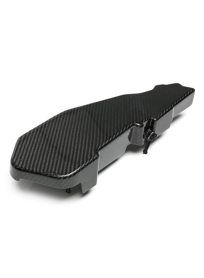 Questo è un set di pannelli di copertura del motore in carbonio per BMW G90 G99 M5