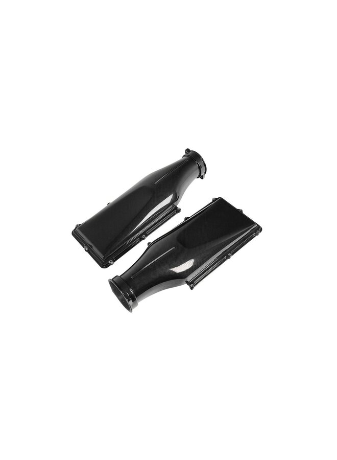 Questo è un set di coperture per filtro aria in carbonio Novitec per Ferrari 12Cilindri