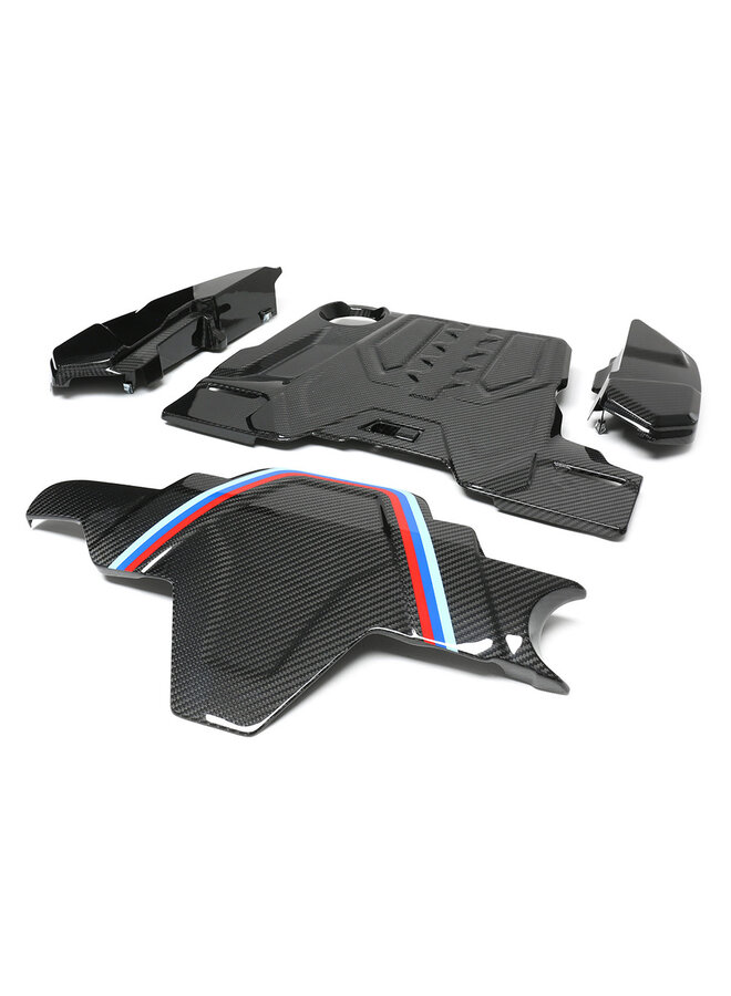 Dit betreft een BMW M5 F90 M8 F91 F92 F93 Carbon motor ruimte kappen set