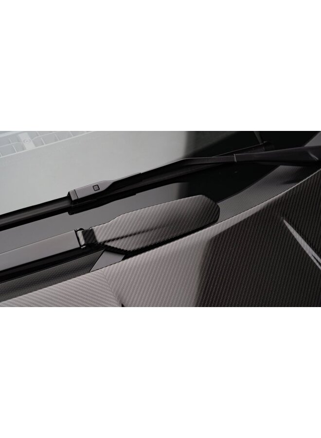 Dit betreft een Lamborghini Revuelto Novitec Carbon ruitenwisser voet cover