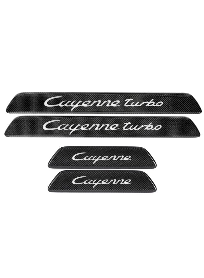 Se trata de un juego de embellecedores de umbral de puerta de carbono para Porsche Cayenne / Cayenne Coupé.