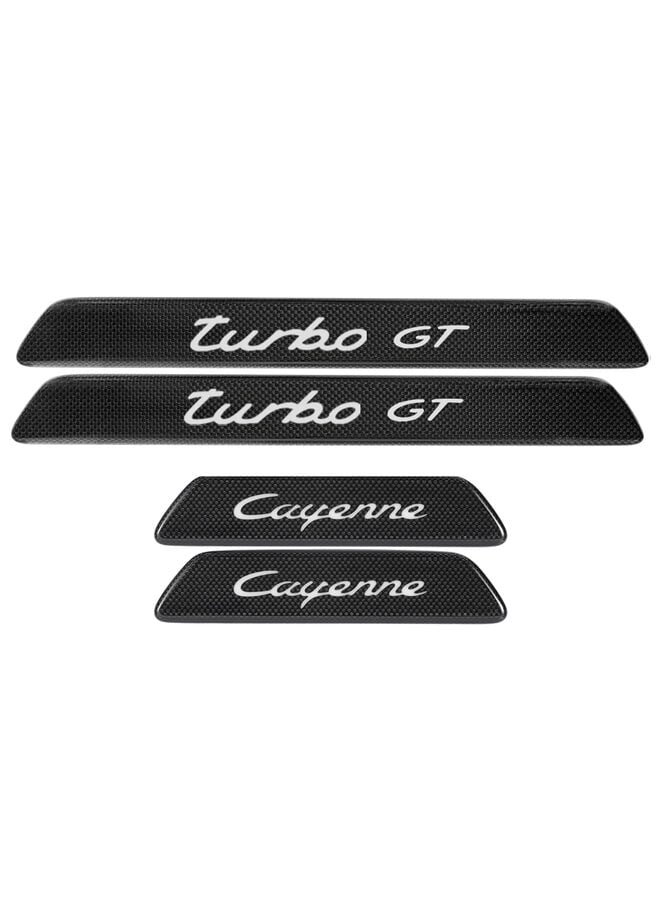 Este texto diz respeito a um conjunto de acabamentos de soleira de porta em fibra de carbono para Porsche Cayenne / Cayenne Coupé.