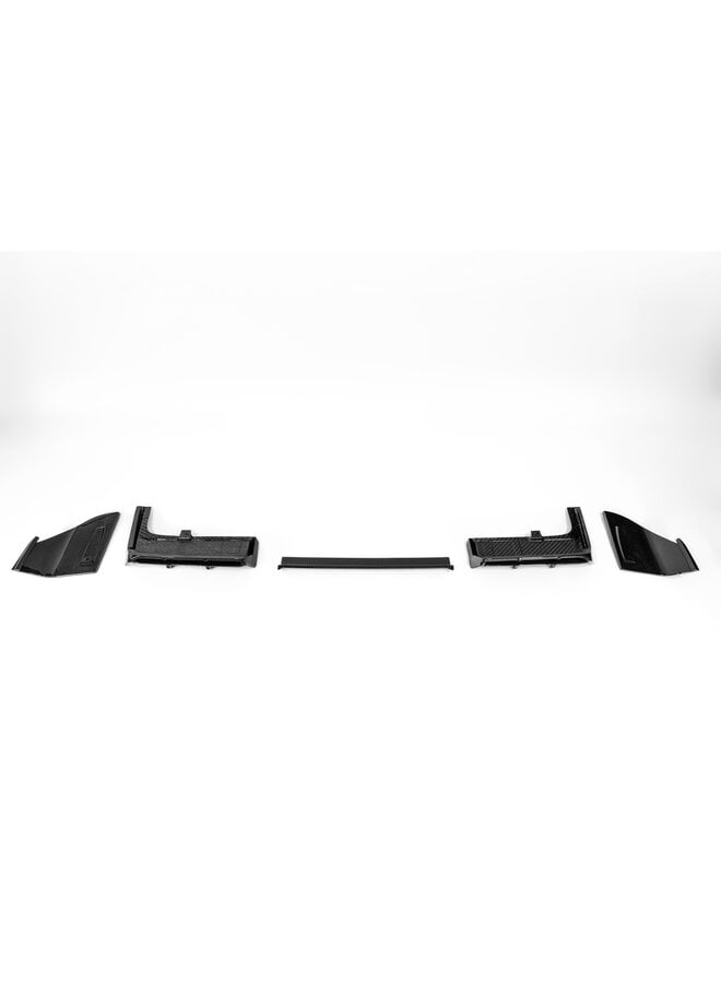 Si tratta di un set di diffusori in carbonio NP2 per Mercedes G63 W465.